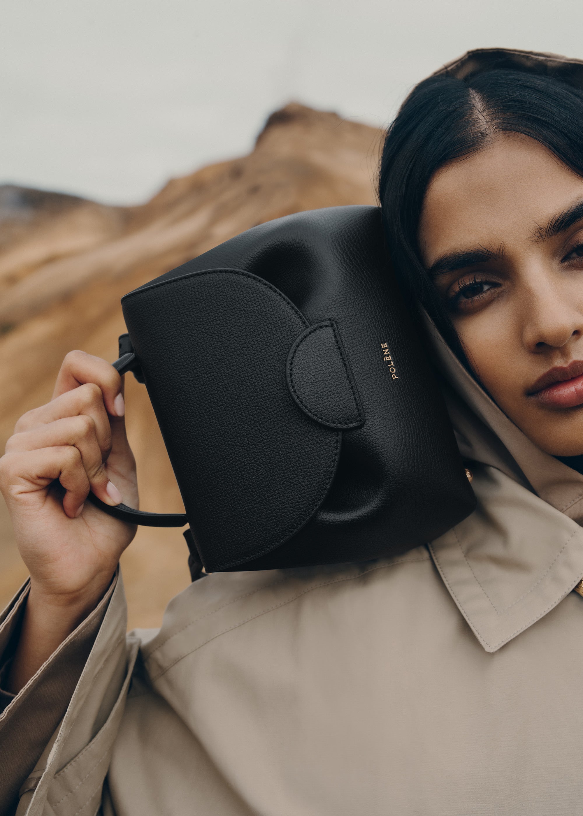 Polène Sac Numéro Un Nano Noir Grainé