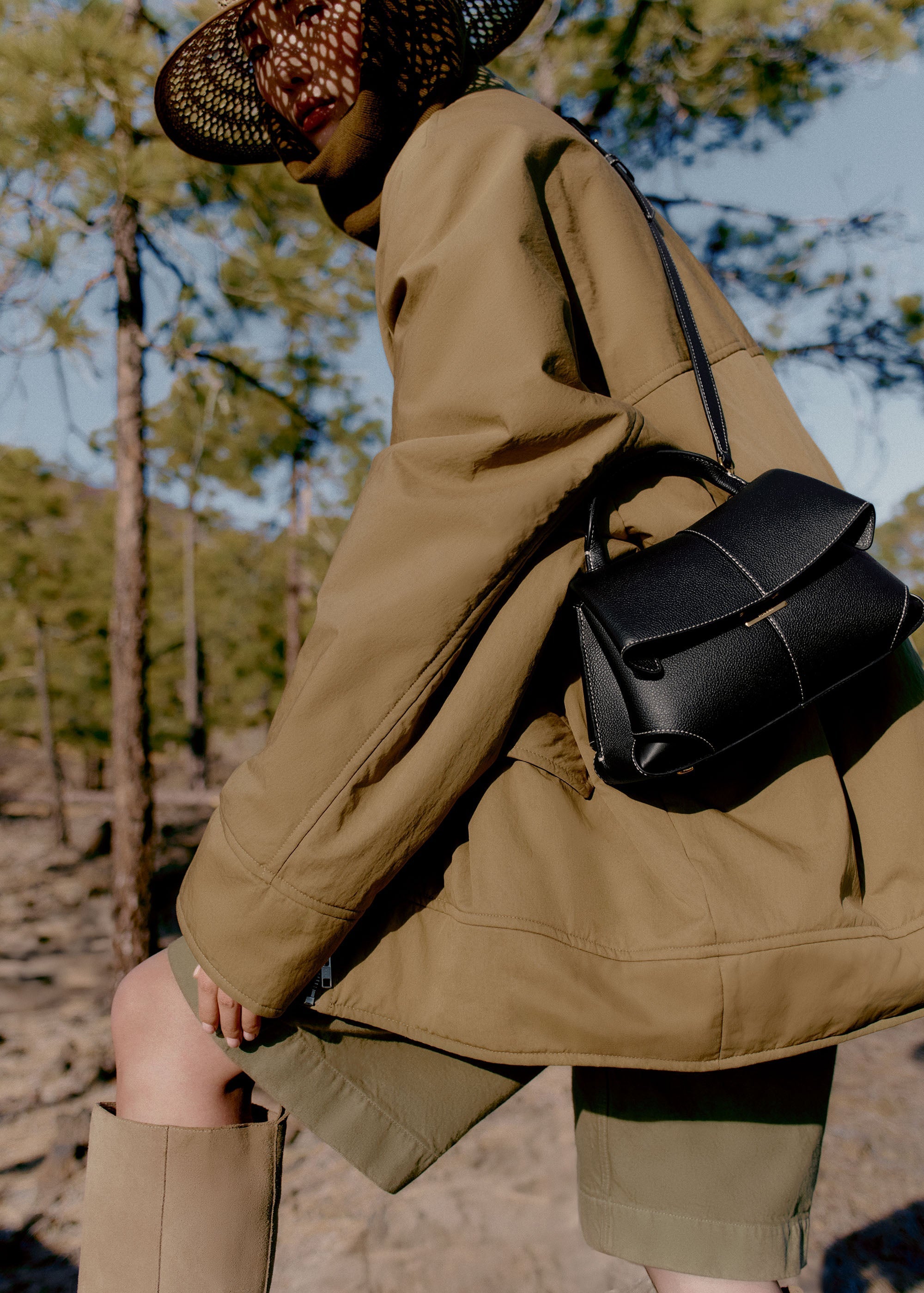 Polène Sac Mokki Mini Noir Coutures Ecrues Grainé