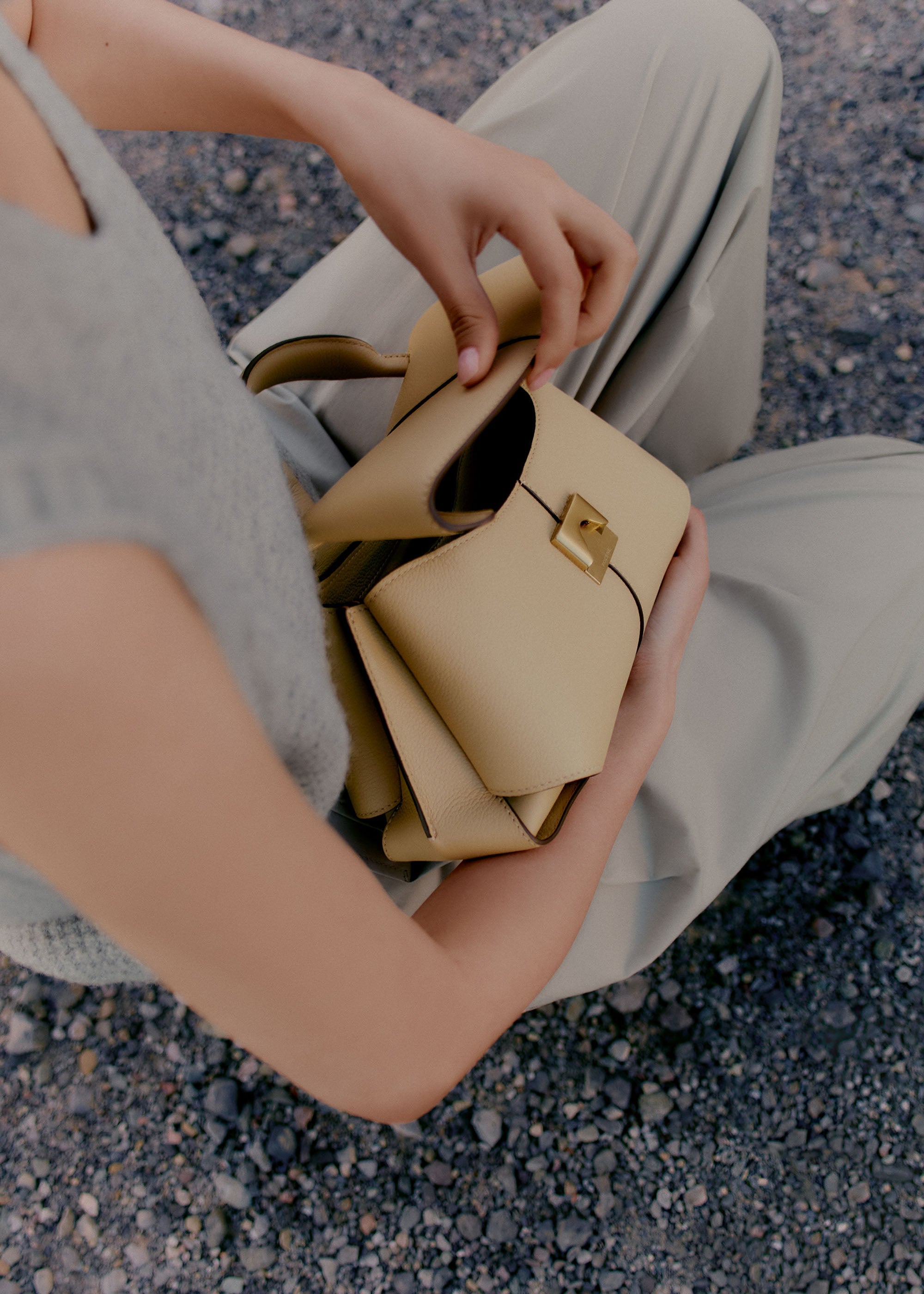 Polène Sac Mokki Mini Sable Grainé