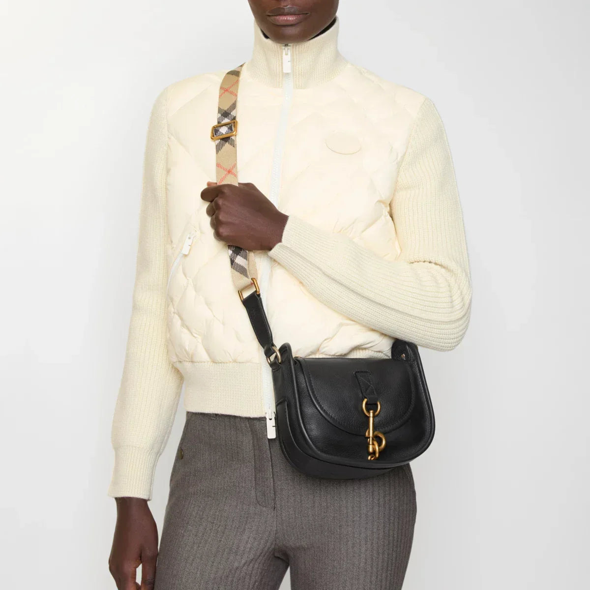 Burberry Mini B Clip Messenger Bag Noir