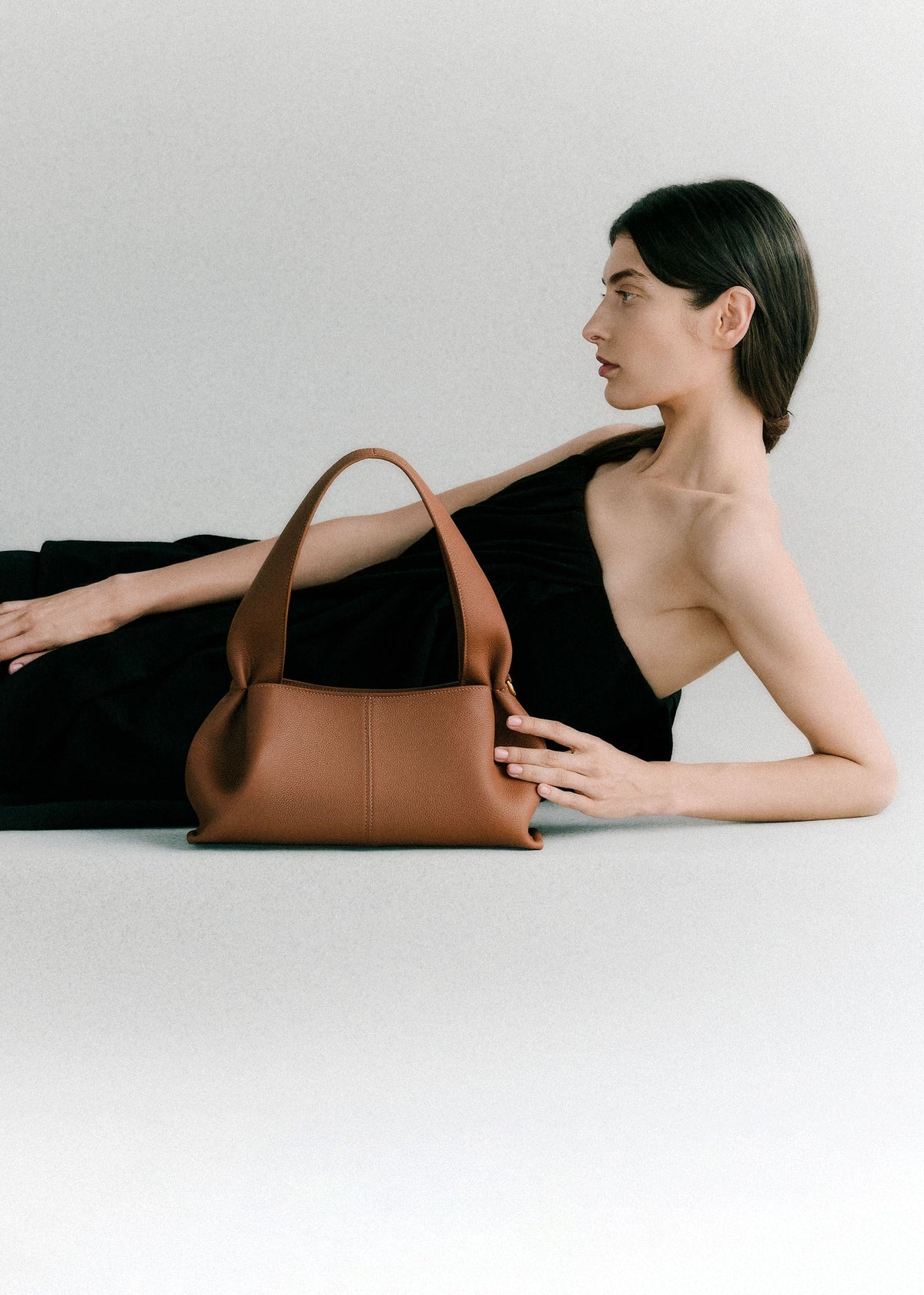 Polène Sac Numéro Neuf East West Camel Grainé