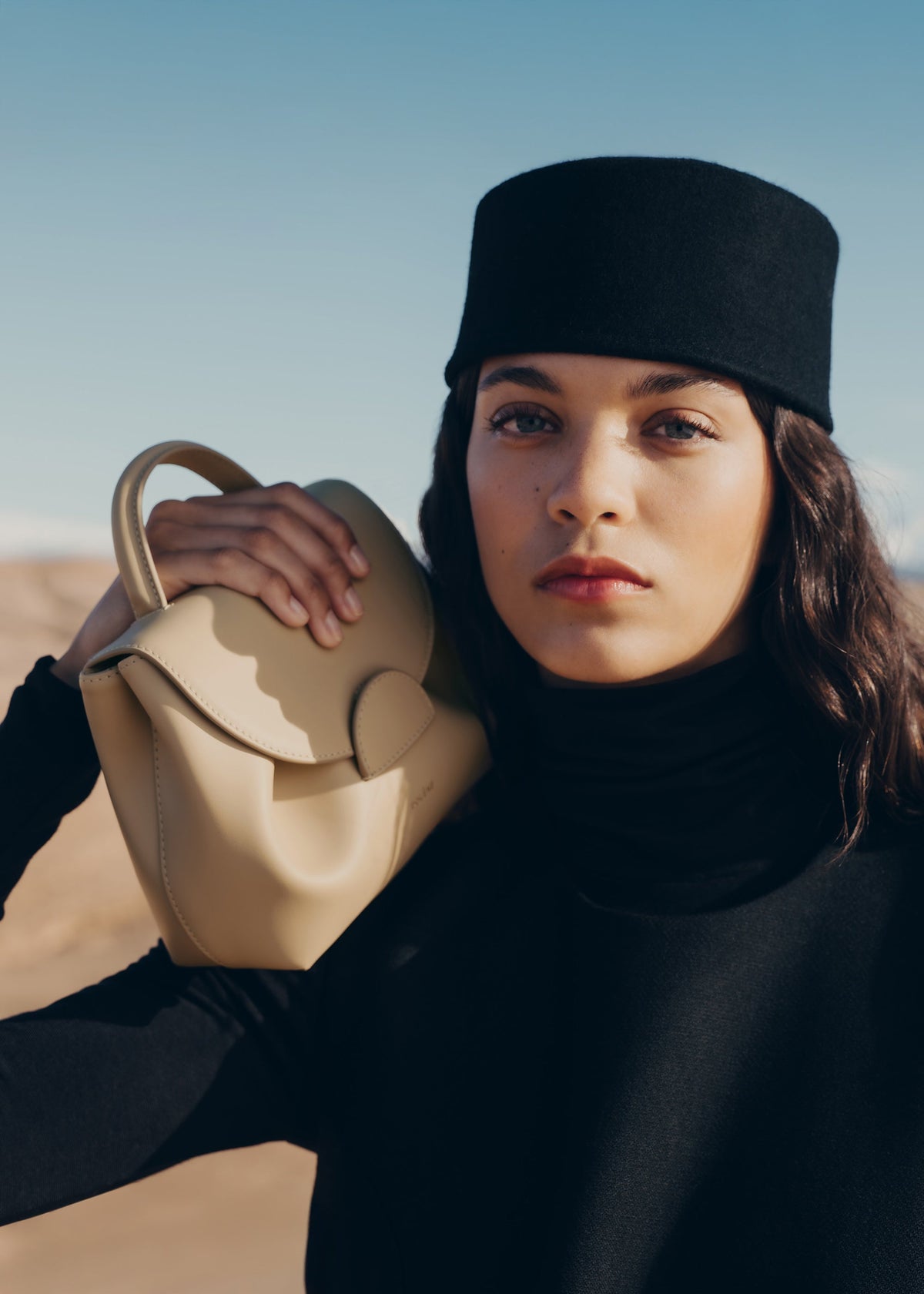 Polène Sac Numéro Un Nano Sable Lisse