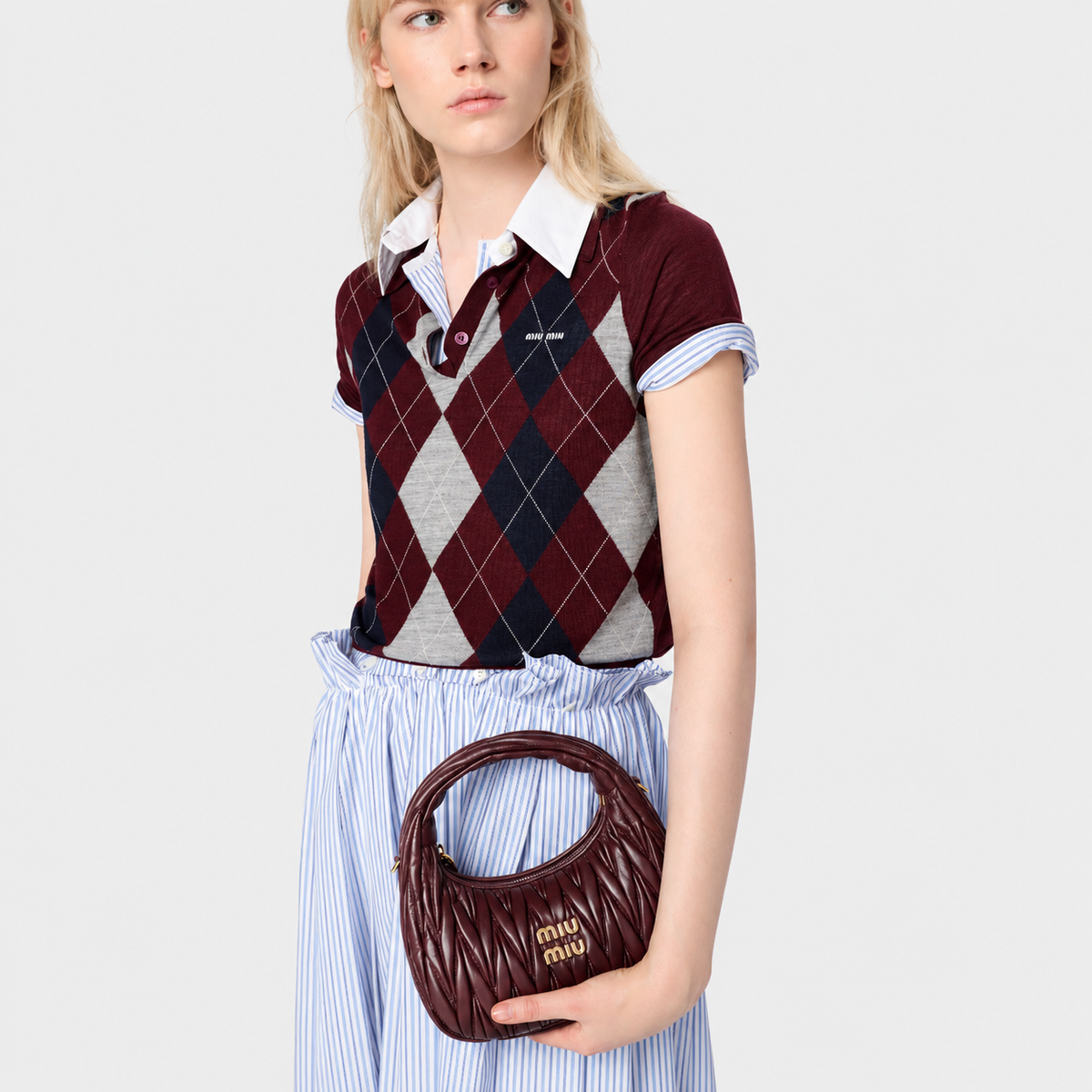 MiuMiu Sac Hobo Wander en Cuir Nappa Matelassé Noir