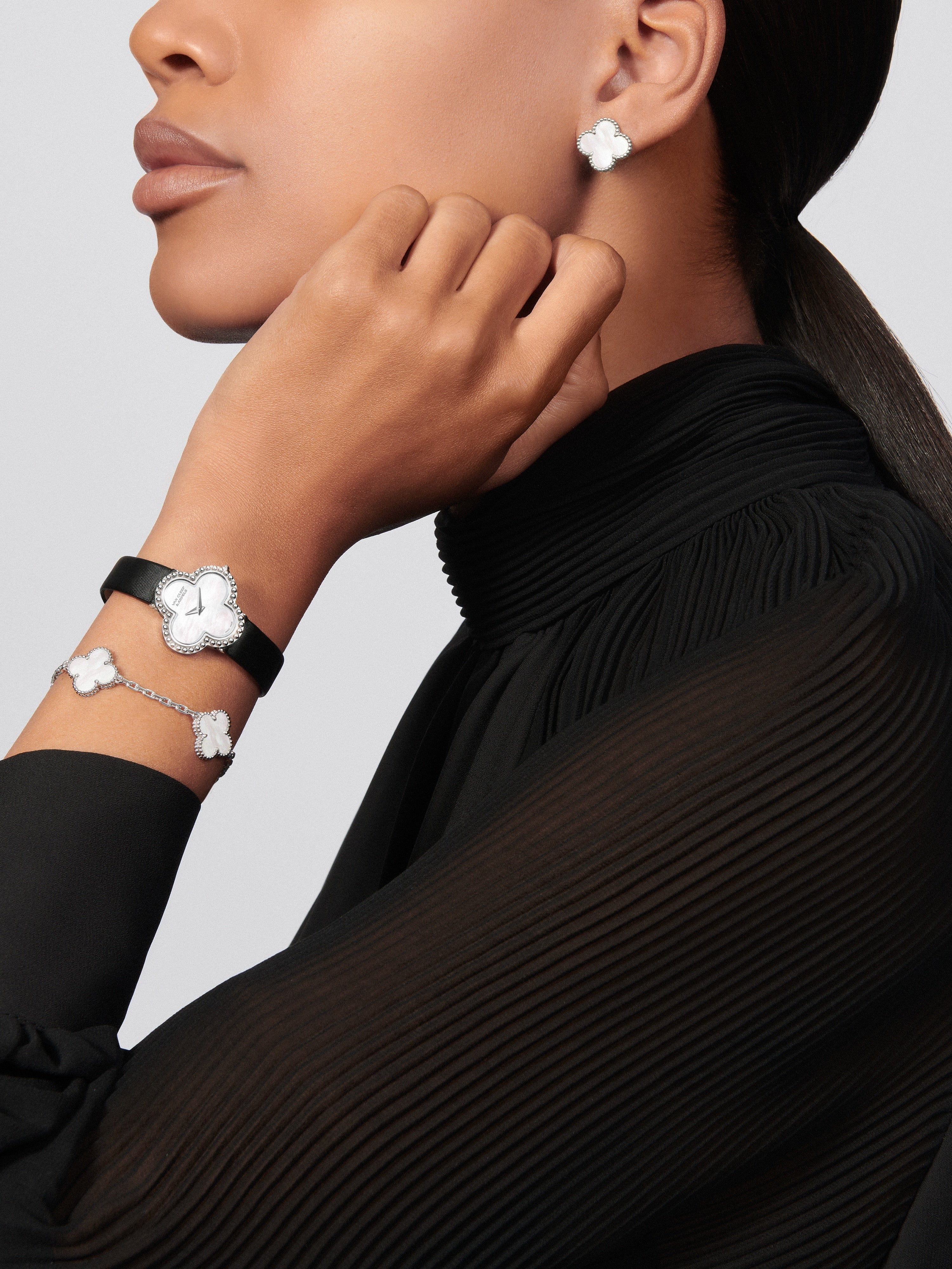 Van Cleef - Vintage Alhambra 5 motifs Nacre